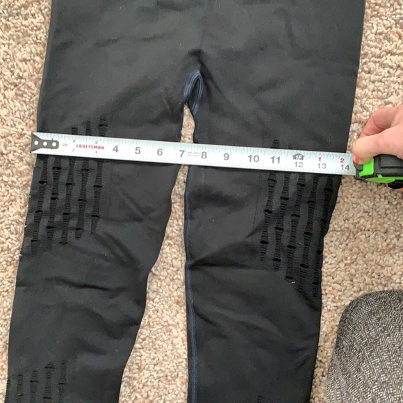 Victoria’s Secret Sport leggings - Picture 7 of 8